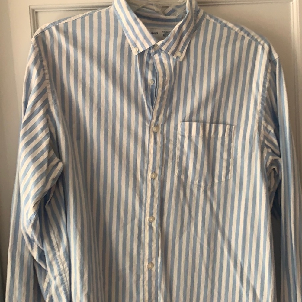 Standard fit long sleeve shirt